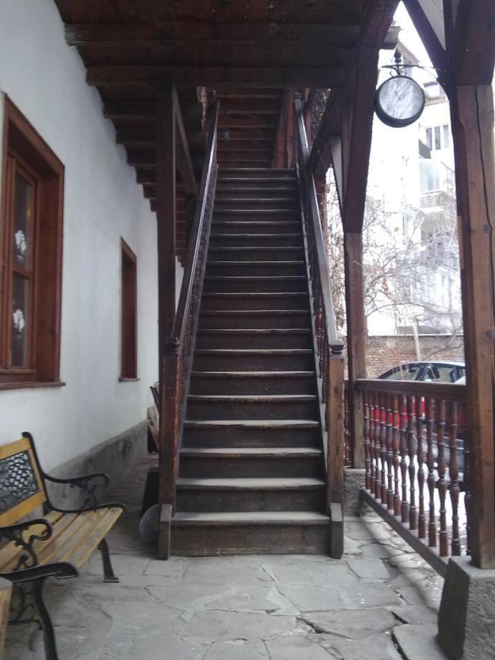 Hostel Mostel